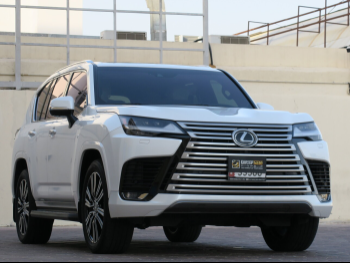 Lexus  LX  600  2023  Automatic  30,000 Km  6 Cylinder  Four Wheel Drive (4WD)  SUV  Pearl  With Warranty