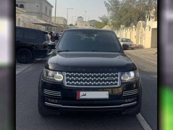 Land Rover  Range Rover  Vogue SE Super charged  2013  Automatic  103,000 Km  8 Cylinder  Four Wheel Drive (4WD)  SUV  Black  With Warranty