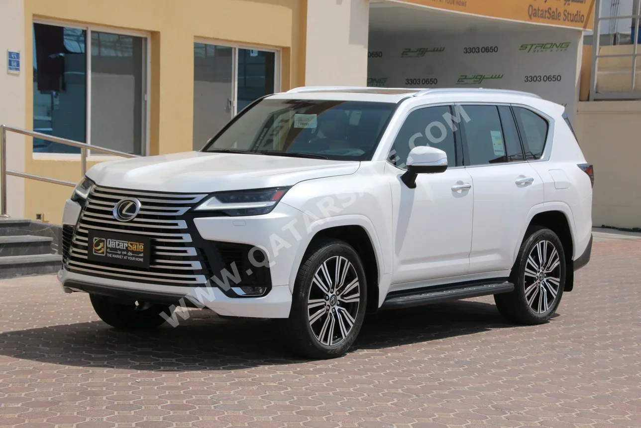 Lexus  LX  600 Luxury  2023  Automatic  38,650 Km  6 Cylinder  Four Wheel Drive (4WD)  SUV  White  With Warranty
