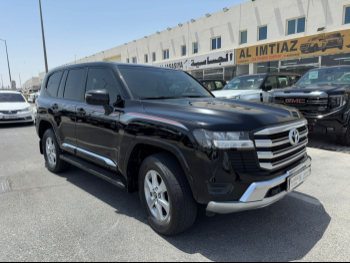 Toyota  Land Cruiser  GXR  2023  Automatic  59,000 Km  6 Cylinder  Four Wheel Drive (4WD)  SUV  Black  With Warranty