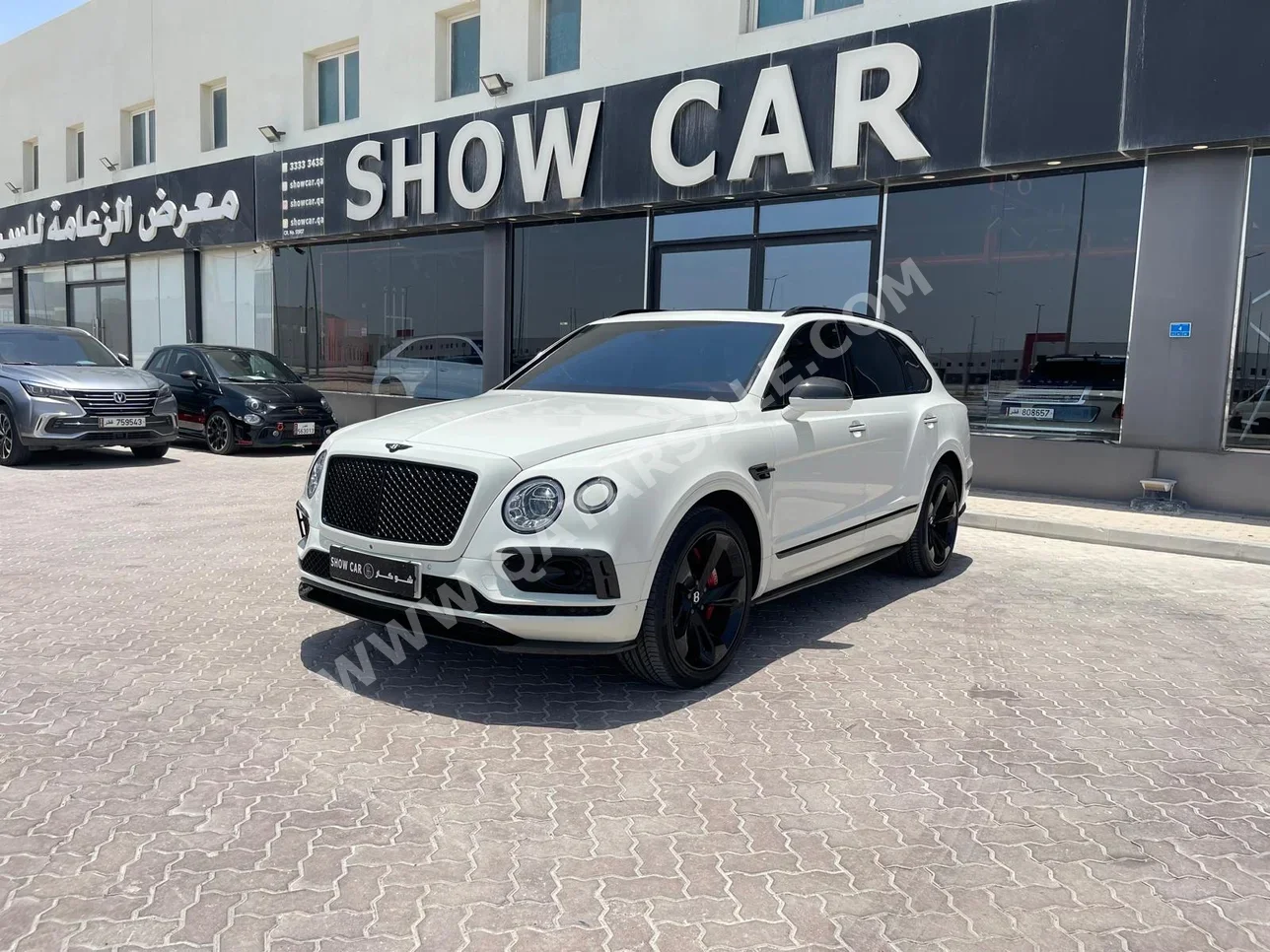 Bentley  Bentayga  2018  Automatic  32,000 Km  12 Cylinder  Four Wheel Drive (4WD)  SUV  White