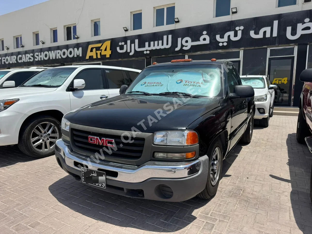 GMC  Sierra  1500  2003  Automatic  372,000 Km  8 Cylinder  Four Wheel Drive (4WD)  Pick Up  Black