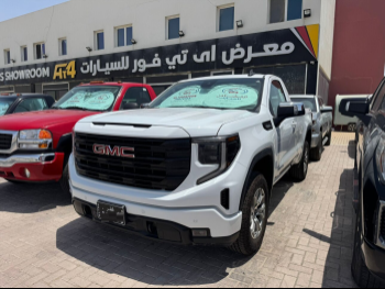 GMC  Sierra  Elevation  2024  Automatic  0 Km  8 Cylinder  Four Wheel Drive (4WD)  Pick Up  White  With Warranty