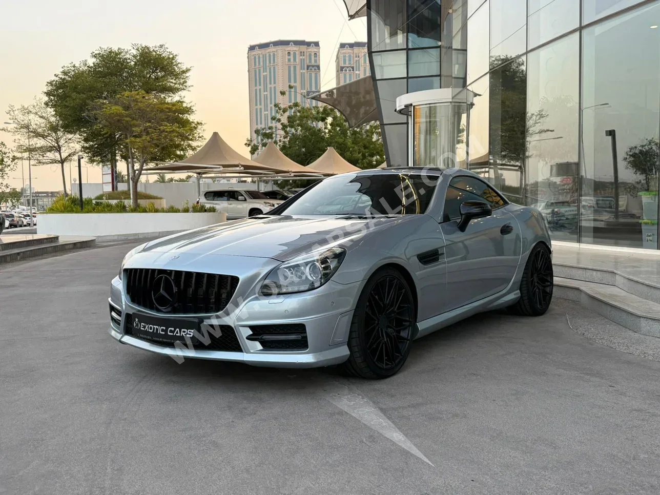 Mercedes-Benz  SLK  200  2014  Automatic  105,000 Km  4 Cylinder  Rear Wheel Drive (RWD)  Convertible  Gray