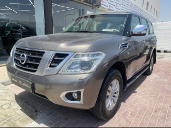 Nissan  Patrol  SE  2014  Automatic  400,000 Km  8 Cylinder  Four Wheel Drive (4WD)  SUV  Brown