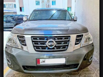 Nissan  Patrol  Platinum  2014  Automatic  175,000 Km  8 Cylinder  Four Wheel Drive (4WD)  SUV  Dark Gray