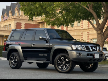 Nissan  Patrol  Super Safari  2024  Automatic  8,000 Km  6 Cylinder  Four Wheel Drive (4WD)  SUV  Black  With Warranty