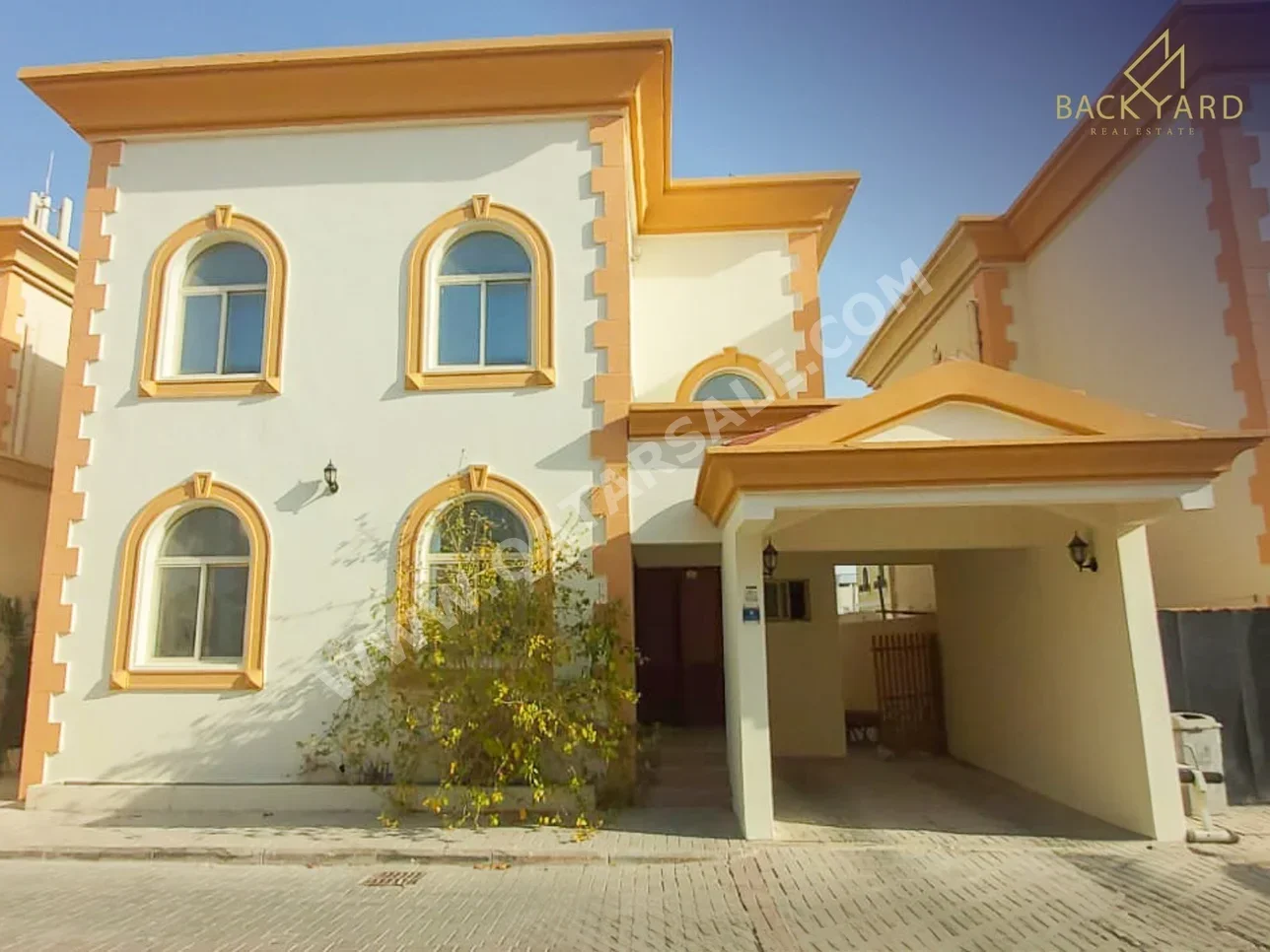 Family Residential  - Semi Furnished  - Doha  - Old Airport  - 3 Bedrooms