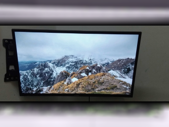 Television (TV) - 32 Inch  - HD