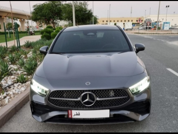 مرسيدس - بنز  ايه - كلاس  200 ايه ام جي  2023  اوتوماتيك  12,900 كم  4 سلندر  سحب امامي  كلاسك  رمادي  تحت الضمان