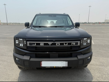Jetour  T1  Luxury  2025  Automatic  700 Km  4 Cylinder  Four Wheel Drive (4WD)  SUV  Black  With Warranty