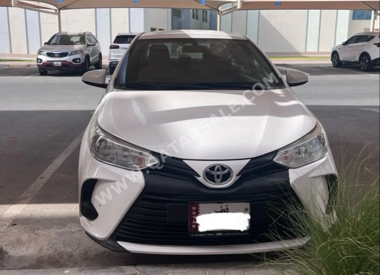 Toyota  Yaris  2021  Automatic  170,000 Km  4 Cylinder  Front Wheel Drive (FWD)  Sedan  White