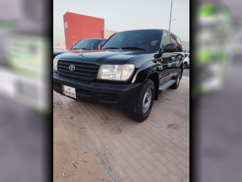 Toyota  Land Cruiser  G  2002  Automatic  133,000 Km  6 Cylinder  Four Wheel Drive (4WD)  SUV  Black