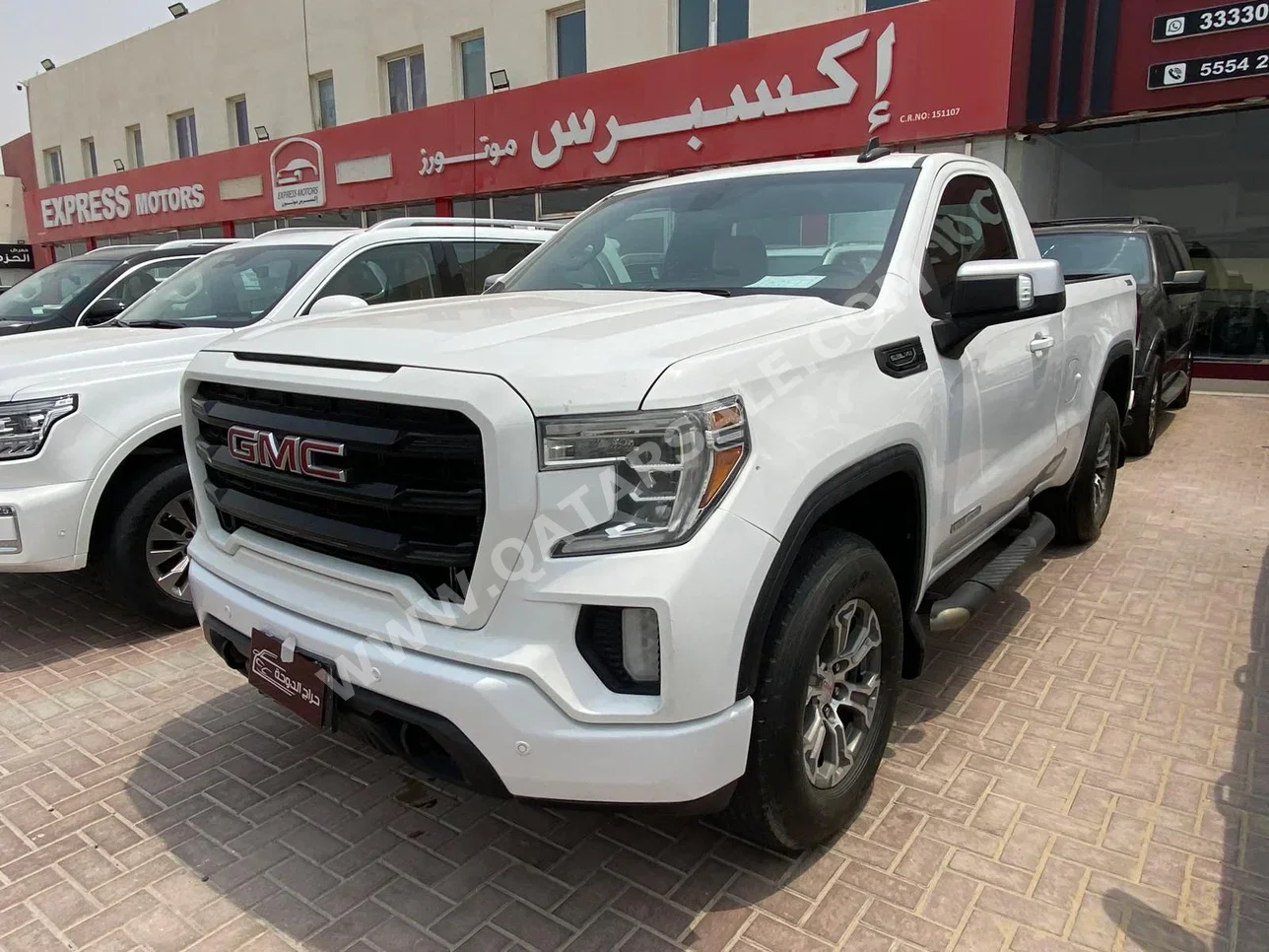 GMC  Sierra  Elevation  2021  Automatic  169,000 Km  8 Cylinder  Four Wheel Drive (4WD)  Pick Up  White