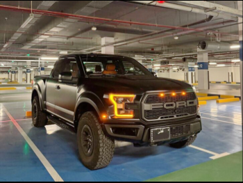 Ford  Raptor  2018  Automatic  147,000 Km  6 Cylinder  Four Wheel Drive (4WD)  Pick Up  Black Matte