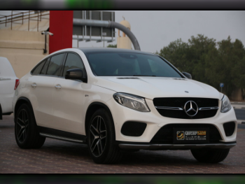 مرسيدس - بنز  جي ال اي  43 AMG  2018  اوتوماتيك  135,000 كم  6 سلندر  دفع رباعي  اس يو في  أبيض