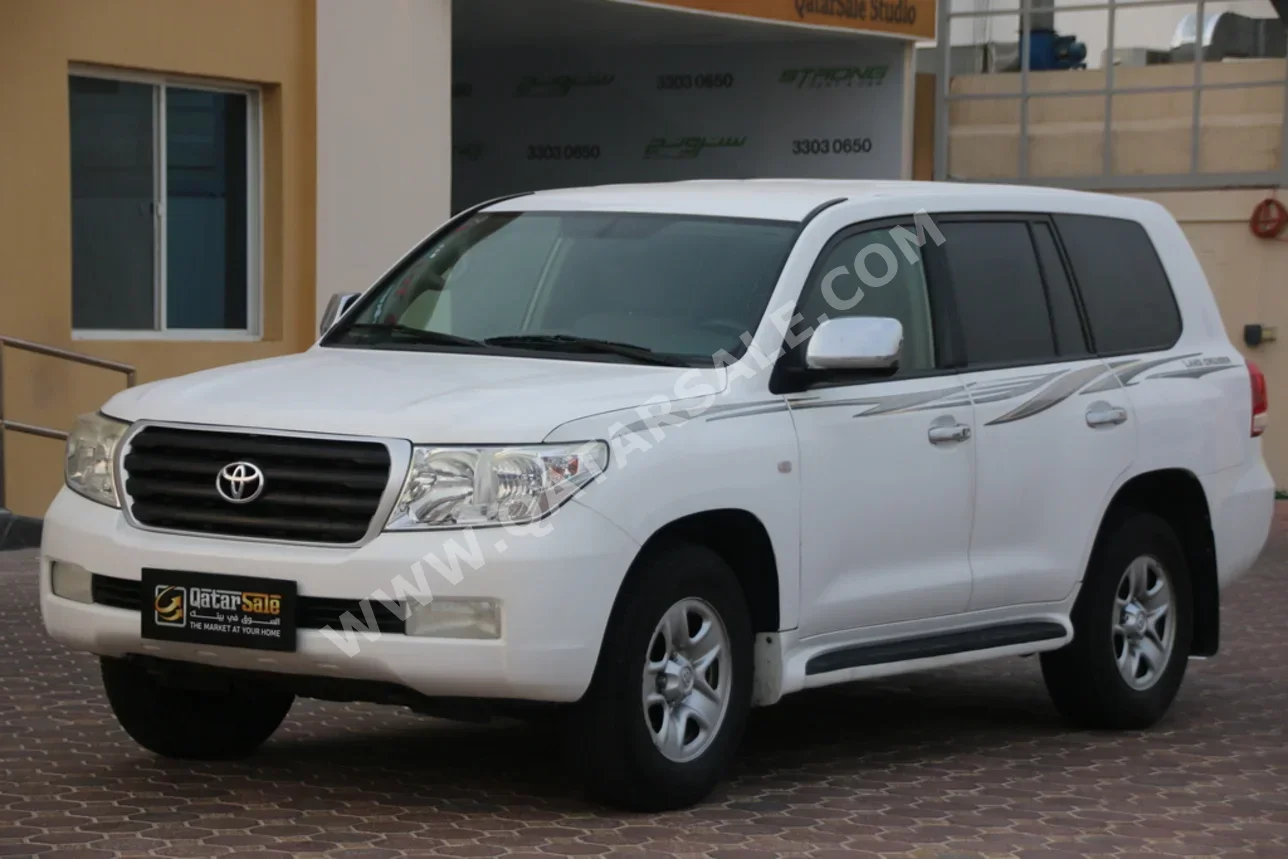 Toyota  Land Cruiser  G  2009  Automatic  340,000 Km  6 Cylinder  Four Wheel Drive (4WD)  SUV  White