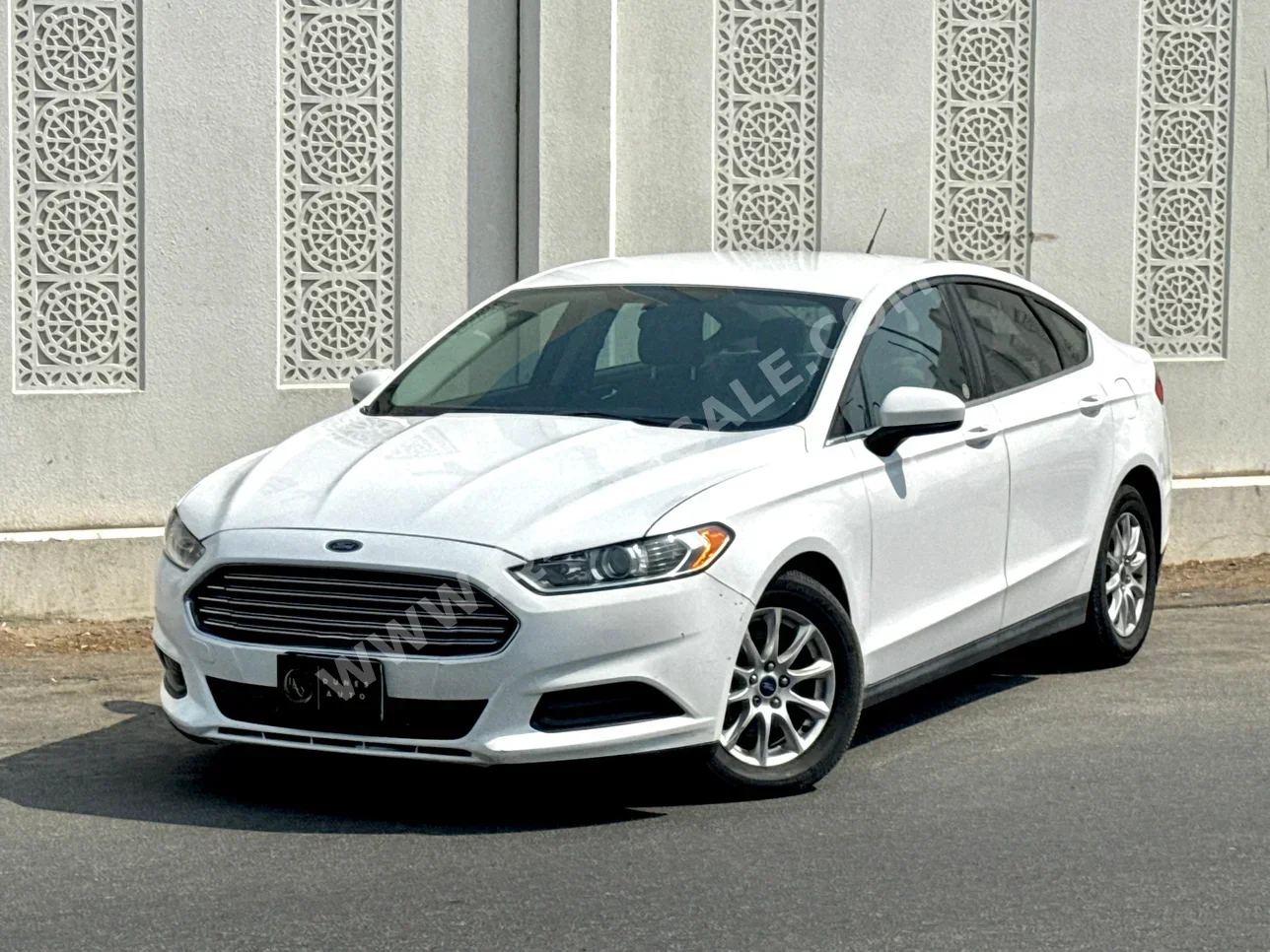 Ford  Fusion  2016  Automatic  147,800 Km  4 Cylinder  Front Wheel Drive (FWD)  Sedan  White