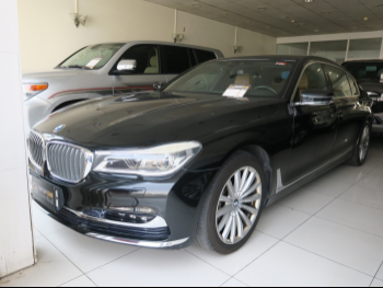 BMW  7-Series  730 Li  2016  Automatic  122,000 Km  4 Cylinder  Rear Wheel Drive (RWD)  Sedan  Black