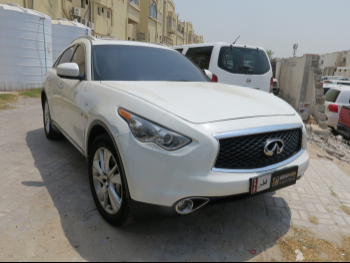 Infiniti  QX  70  2018  Automatic  109,000 Km  6 Cylinder  Four Wheel Drive (4WD)  SUV  White