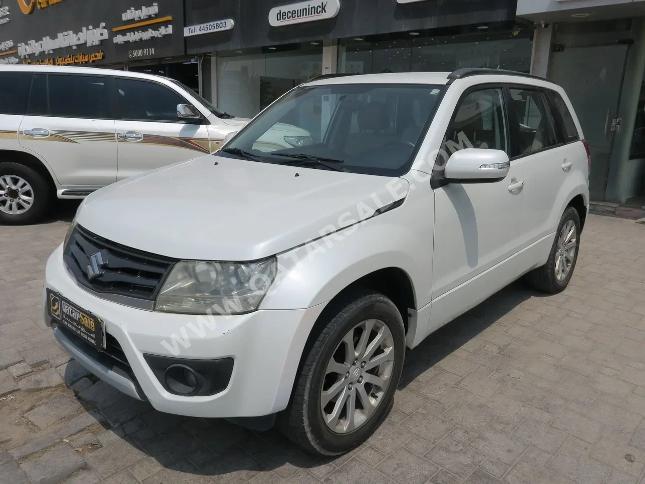 Suzuki  Grand Vitara  2015  Automatic  103,000 Km  4 Cylinder  Four Wheel Drive (4WD)  SUV  White