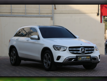 Mercedes-Benz  GLC  200  2021  Automatic  65,000 Km  4 Cylinder  Four Wheel Drive (4WD)  SUV  White