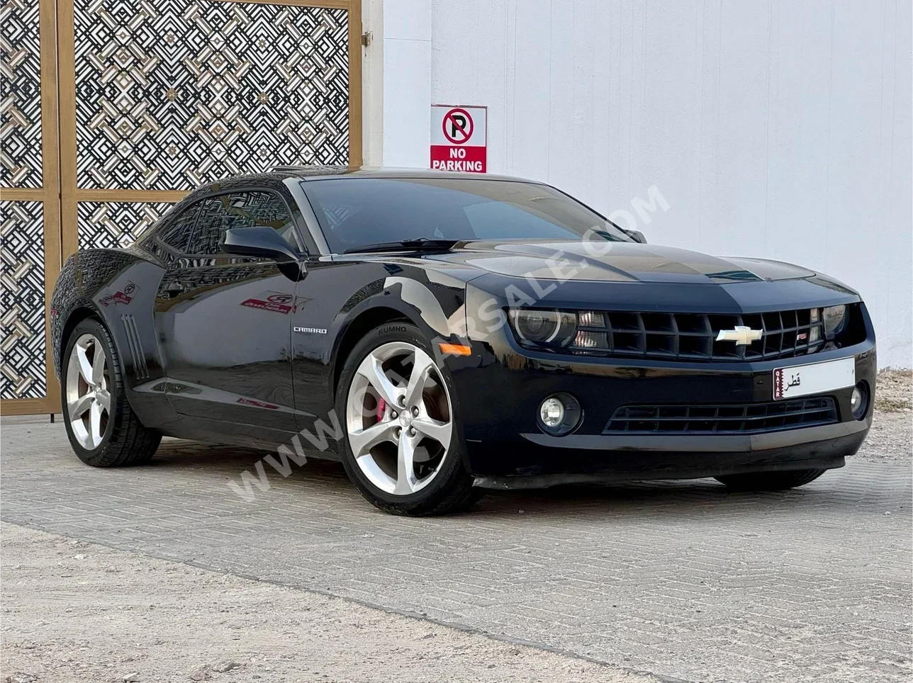 شفروليه  كمارو  ار اس  2013  اوتوماتيك  93,000 كم  6 سلندر  دفع خلفي  كوبيه \ سبورت  أسود