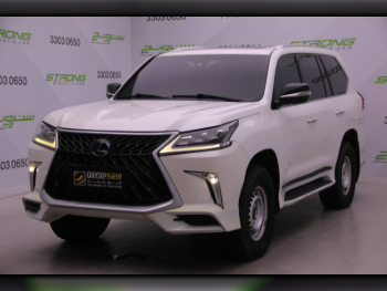 Lexus  LX  570  2016  Automatic  256,000 Km  8 Cylinder  Four Wheel Drive (4WD)  SUV  White