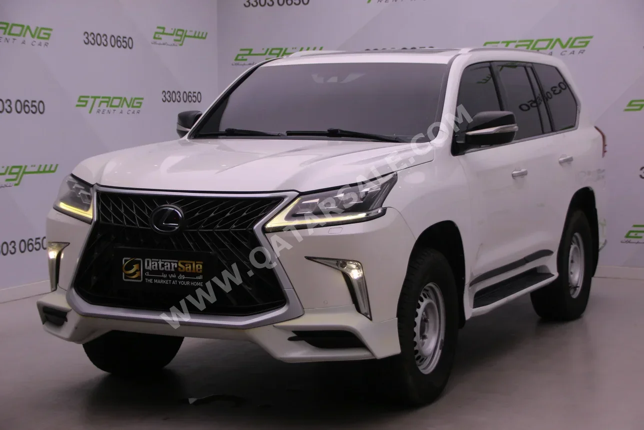 Lexus  LX  570  2016  Automatic  256,000 Km  8 Cylinder  Four Wheel Drive (4WD)  SUV  White