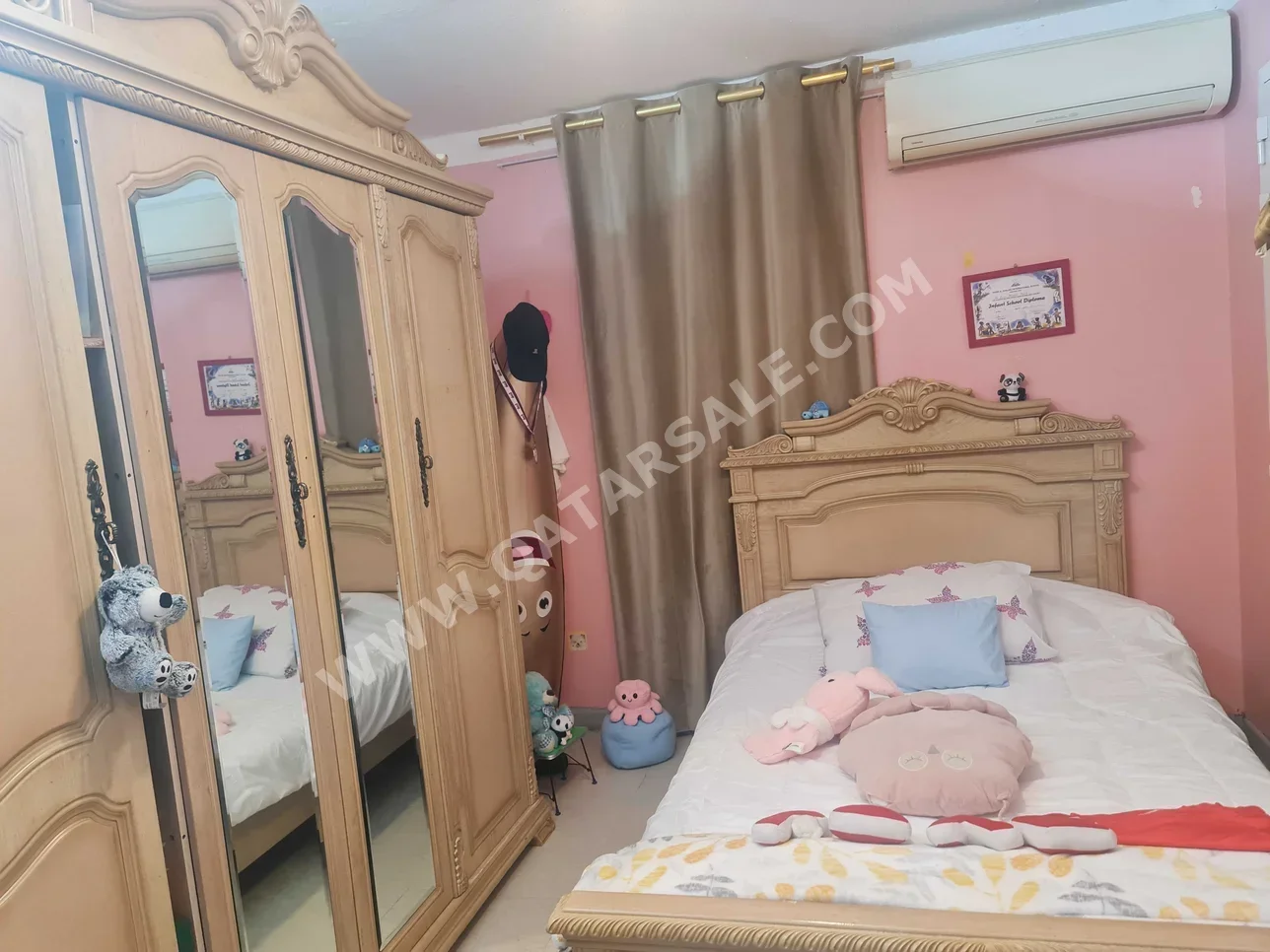 Bedroom Sets - 3 Pieces Set  - Brown