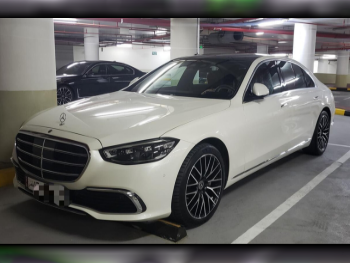 Mercedes-Benz  S-Class  450  2023  Automatic  9,000 Km  6 Cylinder  Rear Wheel Drive (RWD)  Sedan  White  With Warranty