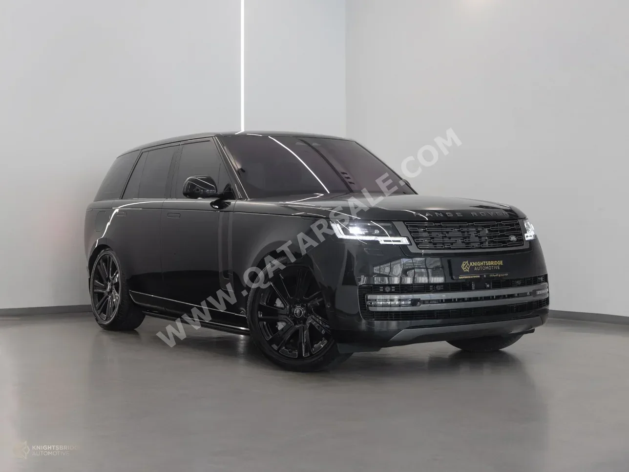 Land Rover  Range Rover  Vogue HSE  2023  Automatic  20,300 Km  8 Cylinder  Four Wheel Drive (4WD)  SUV  Black  With Warranty