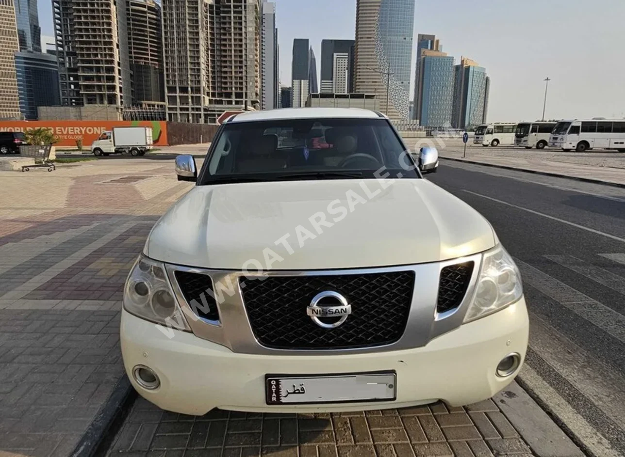 نيسان  باترول  VVIP Edition  2010  اوتوماتيك  223,483 كم  6 سلندر  دفع رباعي  اس يو في  أبيض مطفي