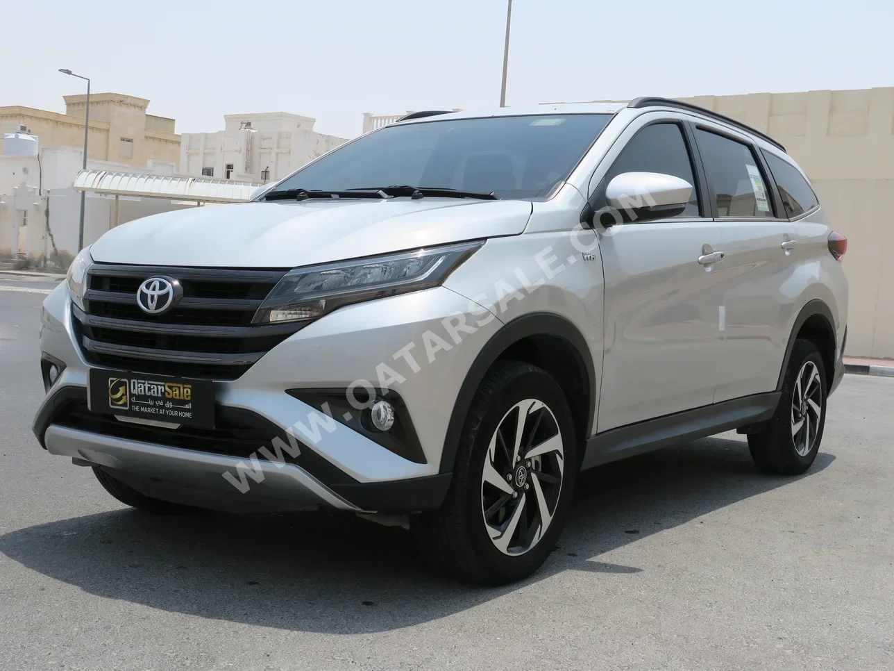 تويوتا  راش  اس  2023  اوتوماتيك  25,000 كم  4 سلندر  سحب امامي  اس يو في  فضي  تحت الضمان