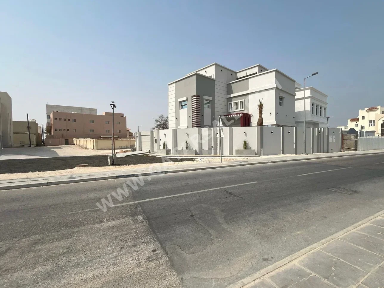 Family Residential  - Not Furnished  - Al Khor  - Al Khor  - 7 Bedrooms  - Includes Water & Electricity