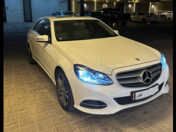 Mercedes-Benz  E-Class  200  2016  Automatic  78,000 Km  4 Cylinder  Rear Wheel Drive (RWD)  Sedan  White