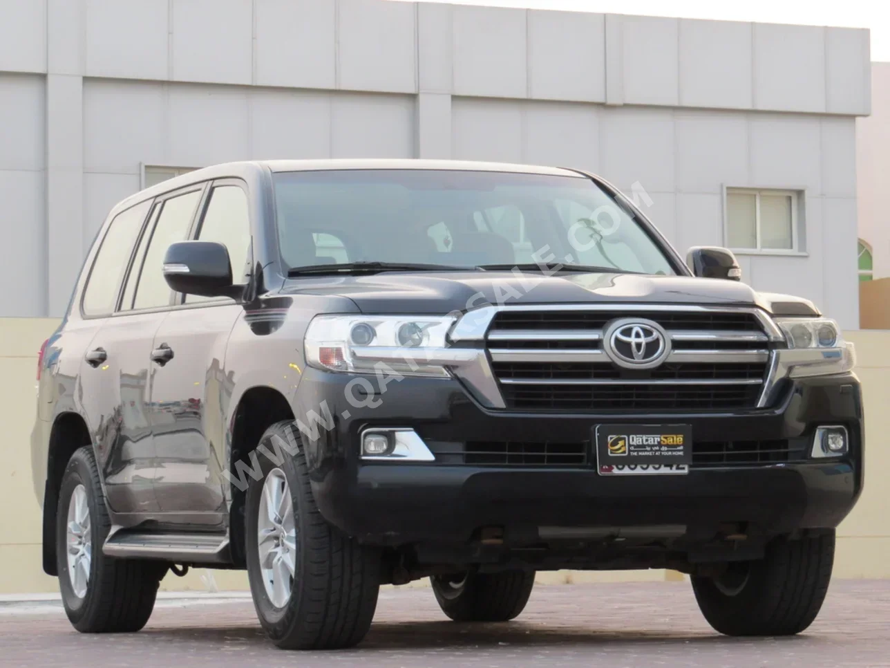 Toyota  Land Cruiser  GXR  2020  Automatic  91,000 Km  6 Cylinder  Four Wheel Drive (4WD)  SUV  Black