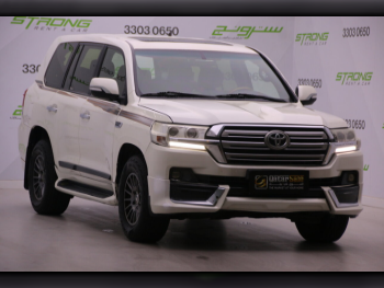 تويوتا  لاند كروزر  جي اكس ار  2008  اوتوماتيك  250,000 كم  6 سلندر  دفع رباعي  اس يو في  أبيض لؤلؤي