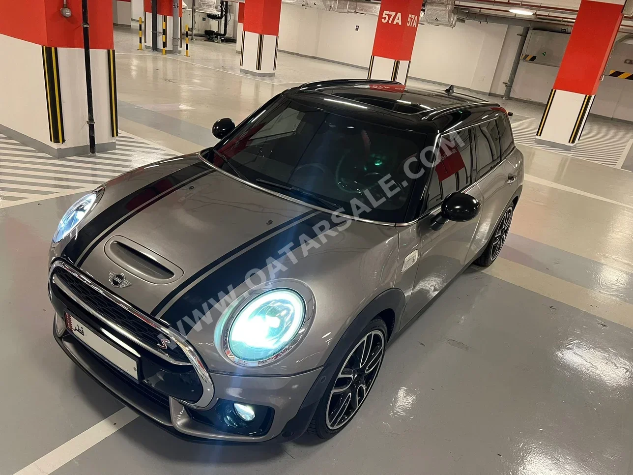 Mini  Cooper  Clubman S  2016  Automatic  54,000 Km  4 Cylinder  Front Wheel Drive (FWD)  Hatchback  Gray