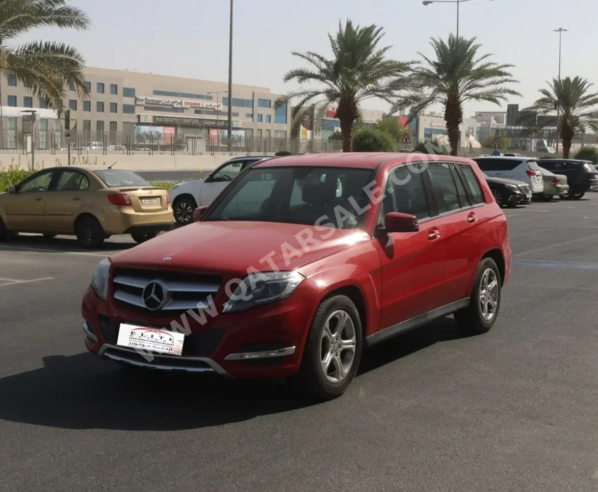 Mercedes-Benz  GLK  250  2015  Automatic  79,000 Km  4 Cylinder  All Wheel Drive (AWD)  SUV  Red