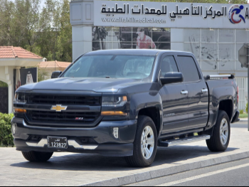 شفروليه  سلفرادو  2018  اوتوماتيك  148,000 كم  8 سلندر  دفع رباعي  بيكب  أزرق غامق