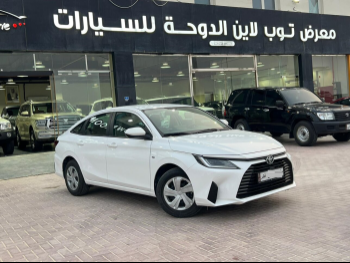 Toyota  Yaris  2023  Automatic  80,000 Km  4 Cylinder  Front Wheel Drive (FWD)  Sedan  White
