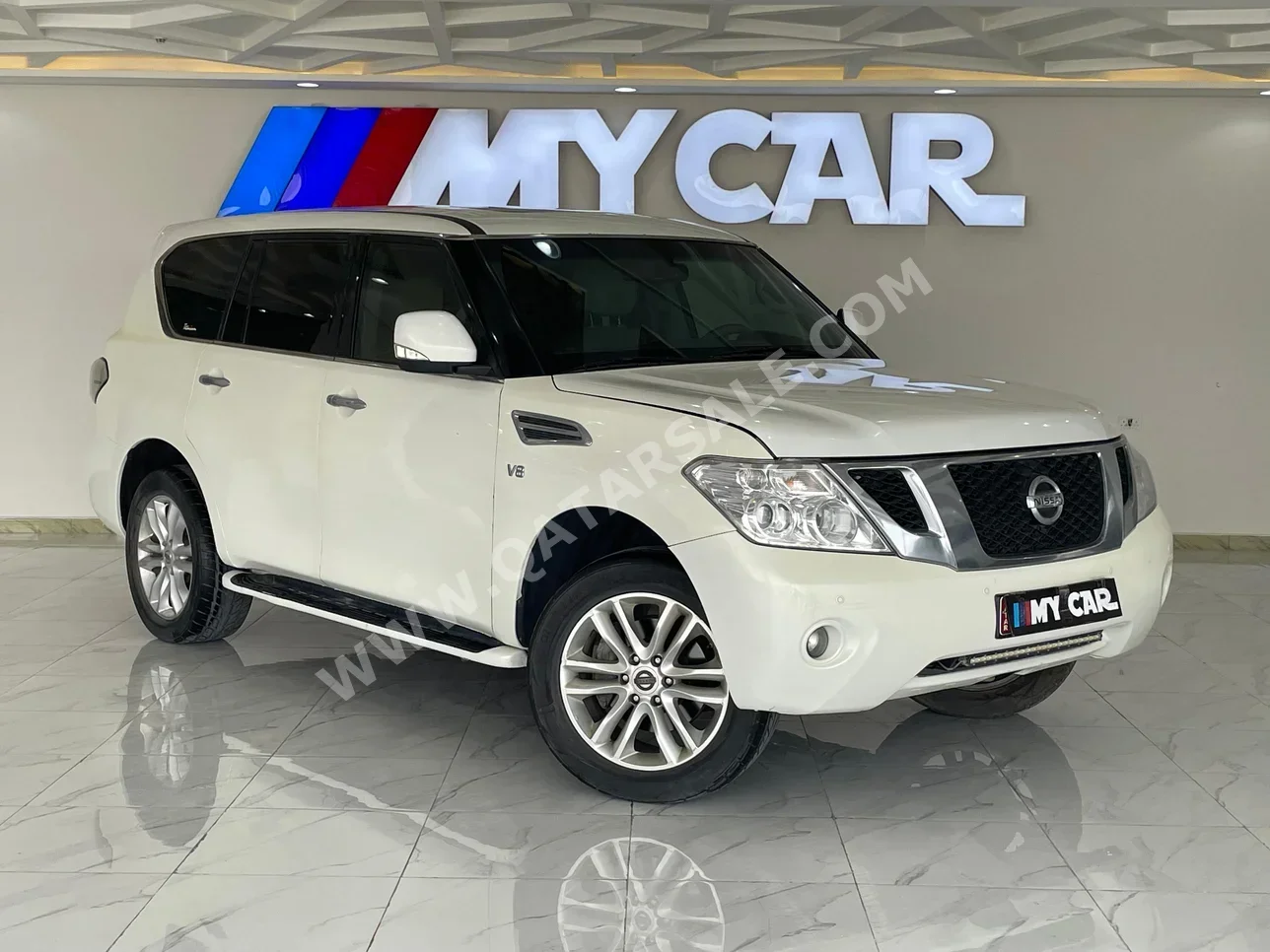 Nissan  Patrol  SE  2013  Automatic  247,000 Km  8 Cylinder  Four Wheel Drive (4WD)  SUV  White