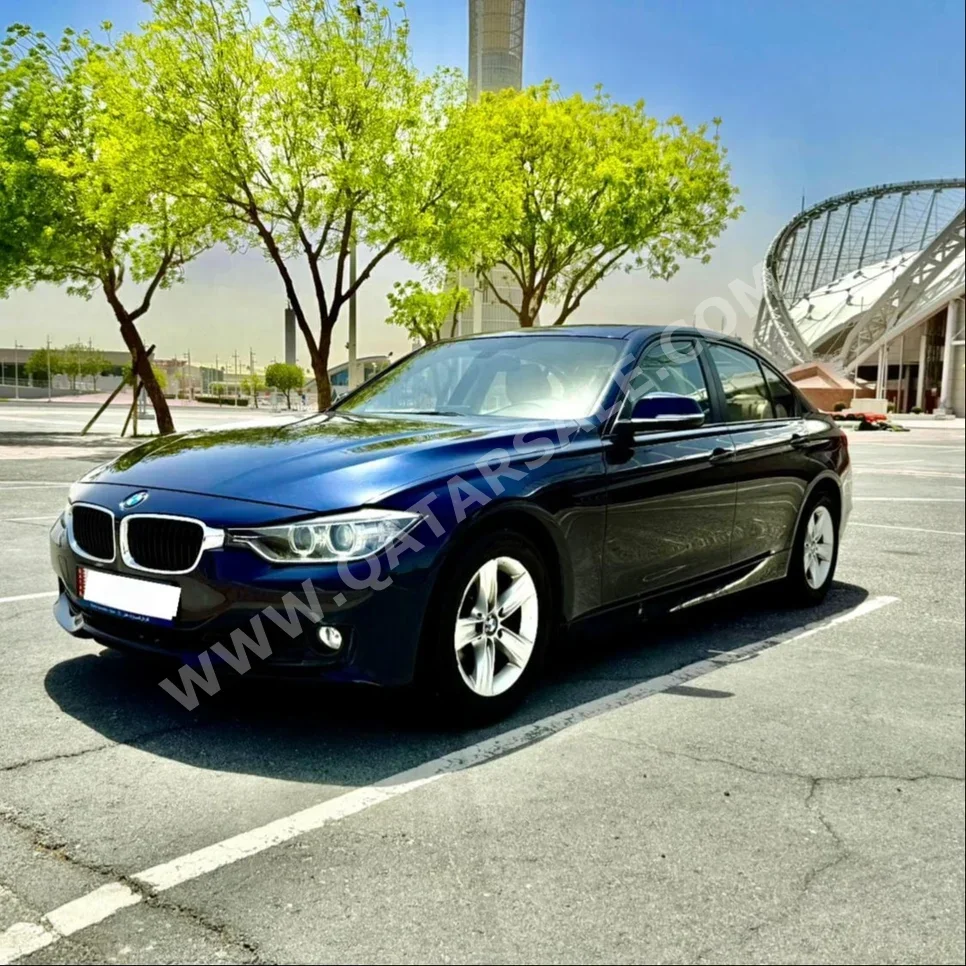 BMW  3-Series  320i  2015  Automatic  77,000 Km  4 Cylinder  Rear Wheel Drive (RWD)  Sedan  Blue