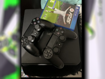 Video Games Consoles - Sony  - PlayStation 4  - 512 GB  -Included Controllers: 2