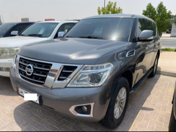 Nissan  Patrol  SE  2018  Automatic  236,000 Km  8 Cylinder  Four Wheel Drive (4WD)  SUV  Gray