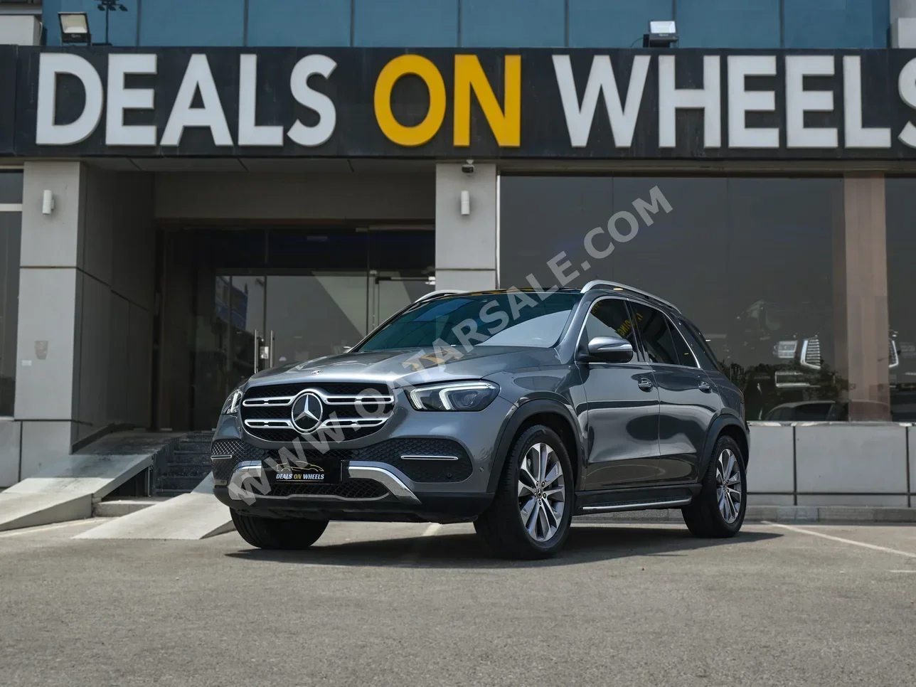 Mercedes-Benz  GLE  450  2021  Automatic  52,000 Km  6 Cylinder  All Wheel Drive (AWD)  SUV  Gray  With Warranty