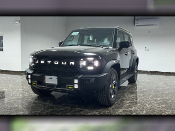 Jetour  T2  Luxury Plus  2025  Automatic  0 Km  4 Cylinder  Four Wheel Drive (4WD)  SUV  Black  With Warranty