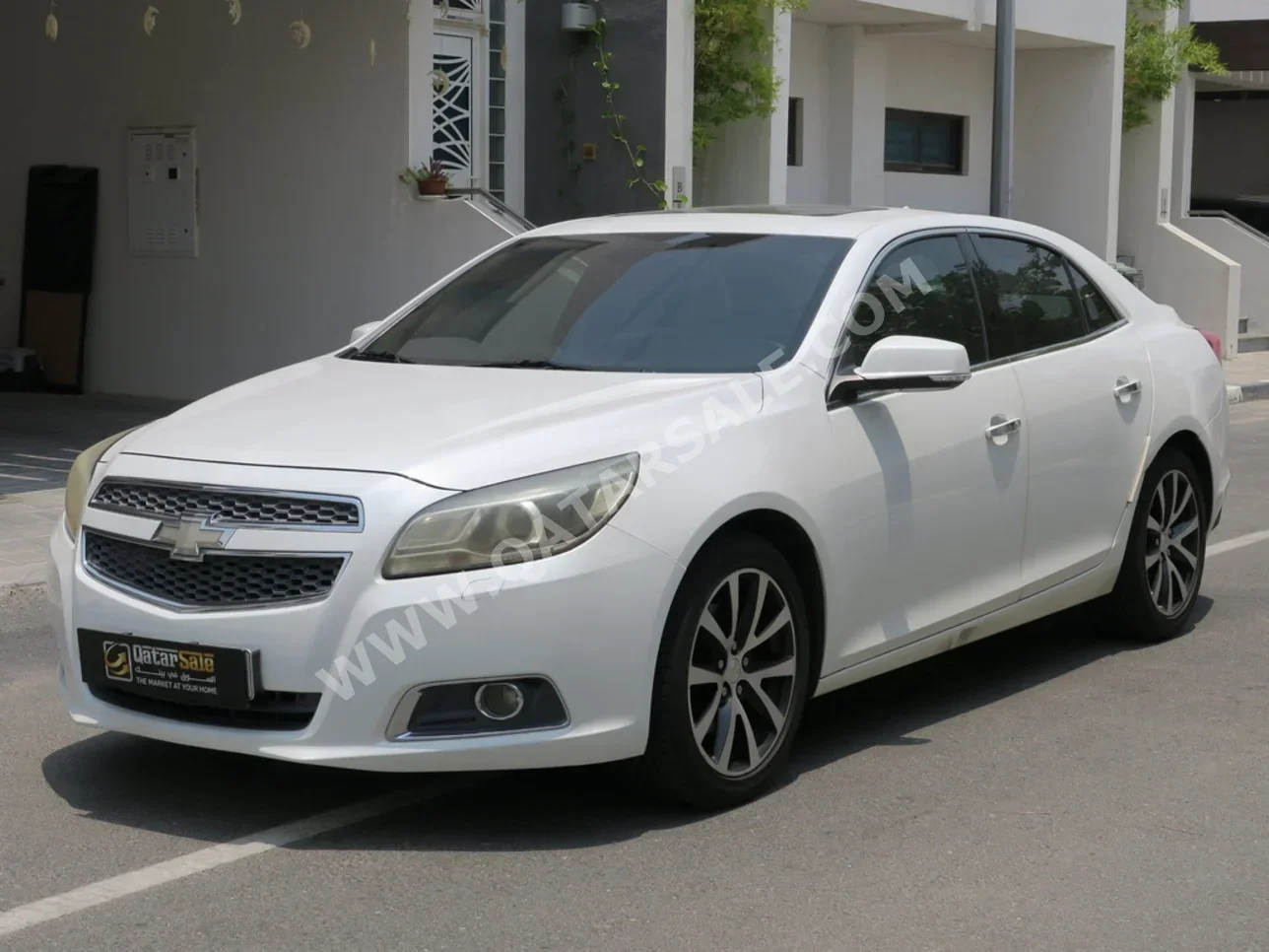 Chevrolet  Malibu  LTZ  2013  Automatic  105,000 Km  6 Cylinder  Front Wheel Drive (FWD)  Sedan  White