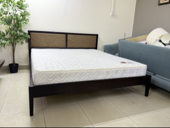 Beds - Homes r Us  - King  - Black